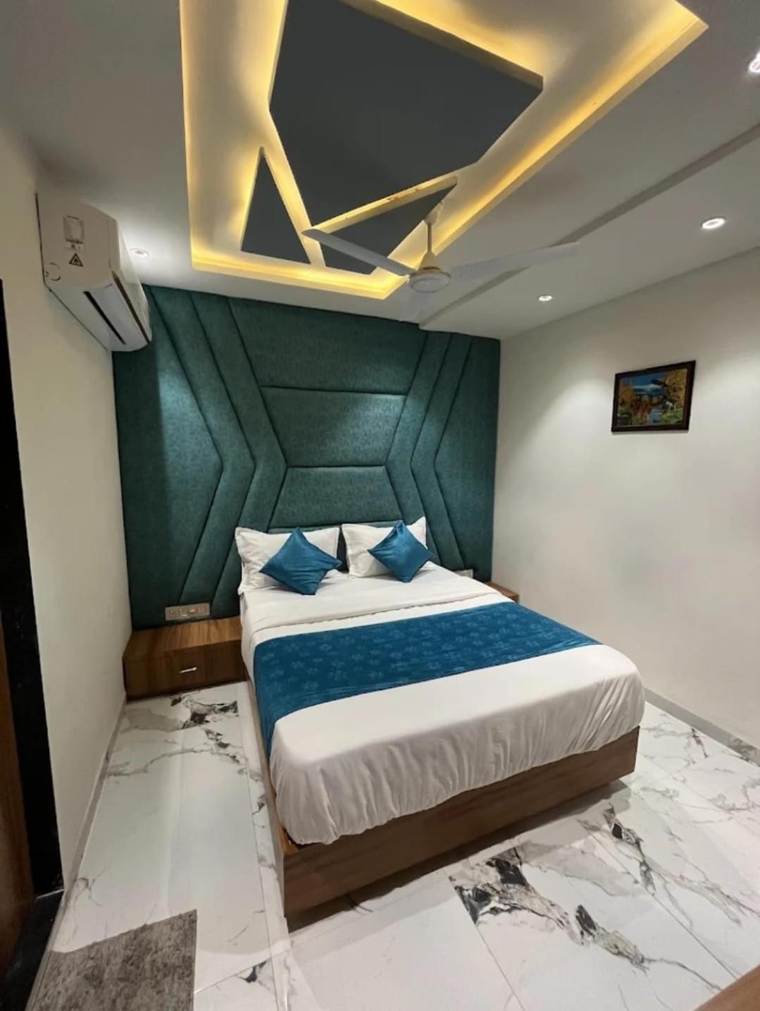 אחמדאבאד Hotel Season מראה חיצוני תמונה